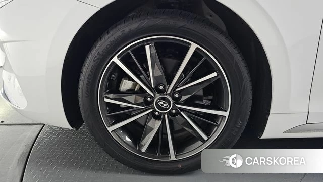 Hyundai The New Grandeur IG id 4429016 из Кореи 31