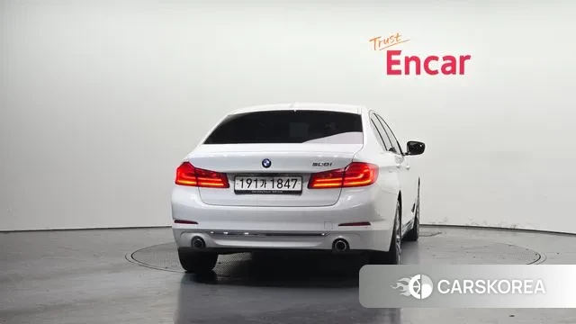 BMW 5 Series (G30) id 3682462 из Кореи 14