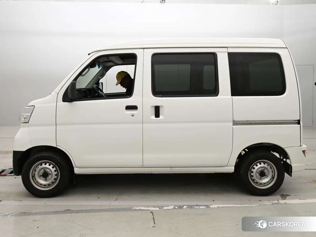 Daihatsu Hijet Cargo 2019 из Японии, фото 4