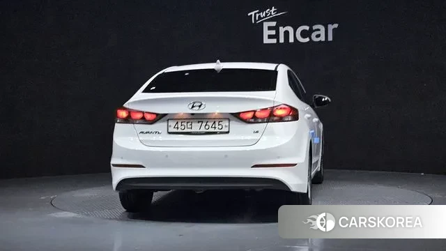 Hyundai Avante AD id 3494829 из Кореи 14