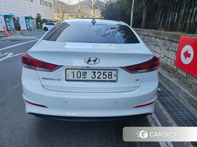 Hyundai Avante AD id 3451600 из Кореи 11