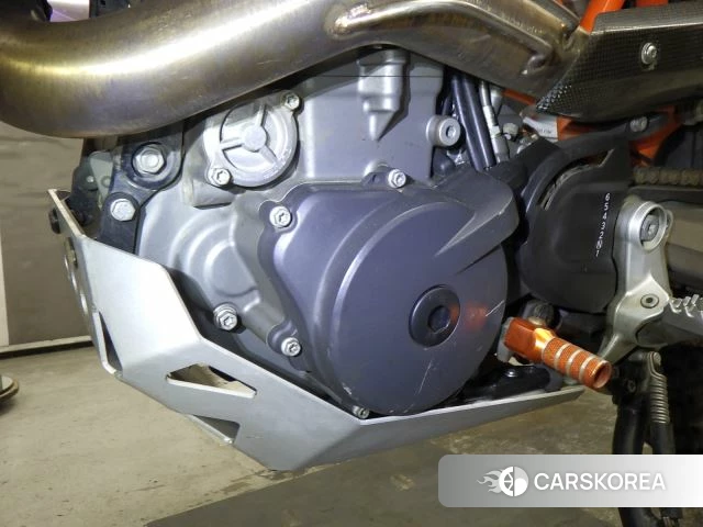 Engine photo
