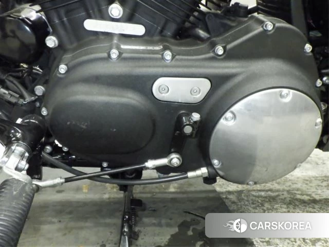 Engine photo