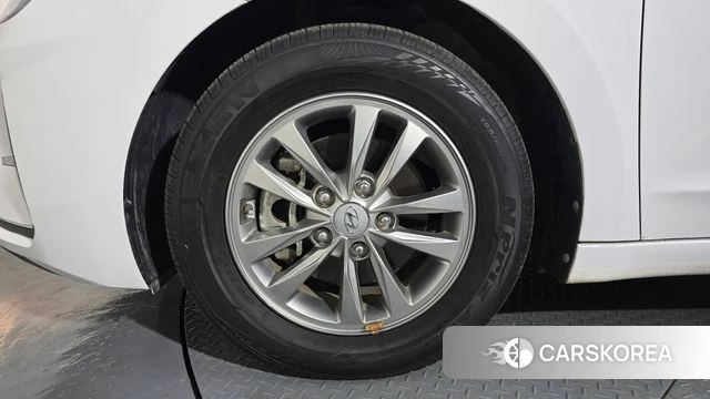 Hyundai The New Avante AD id 3814124 из Кореи 14