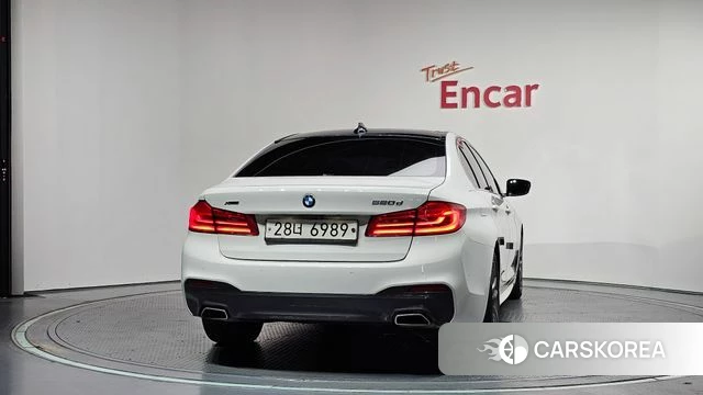 BMW 5 Series (G30) id 4727811 из Кореи 29