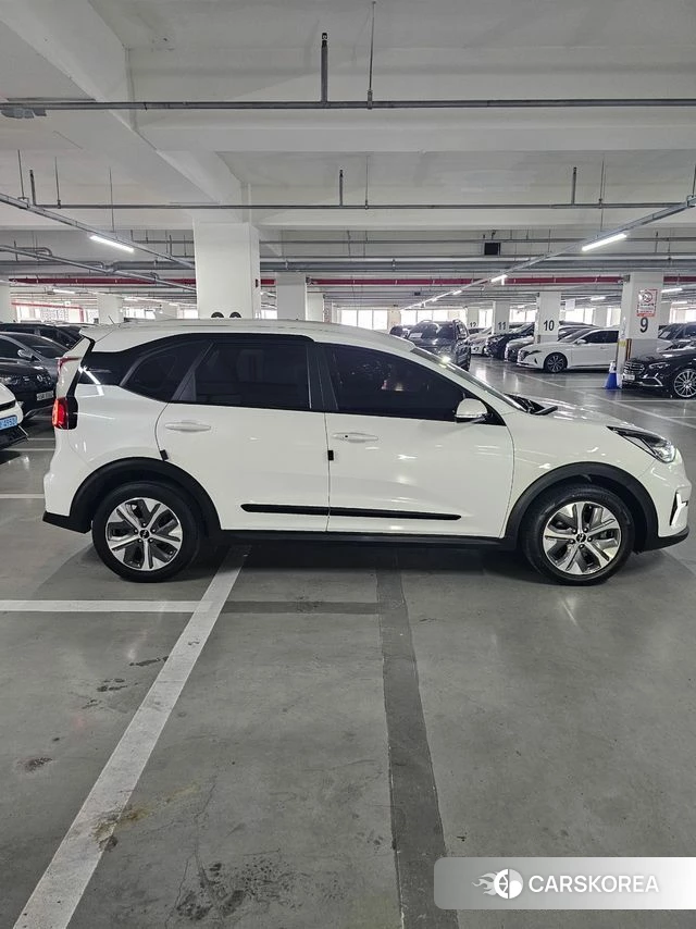 Kia Niro Plus id 4608597 из Кореи 14