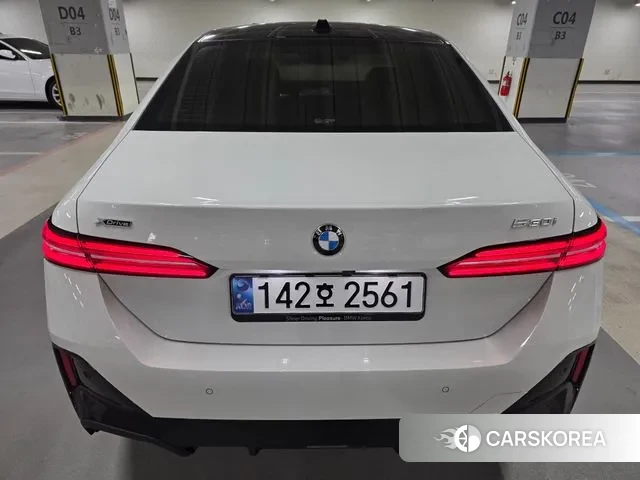 BMW 5 Series (G60) 2024 Белый из Кореи, фото 6
