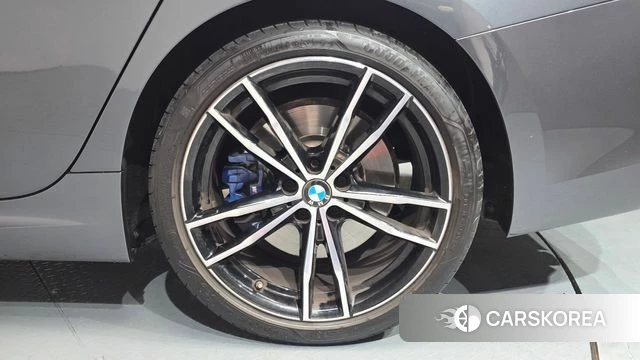 BMW 3 Series (G20) id 3812356 из Кореи 14