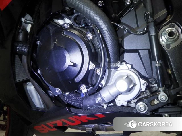 Engine photo