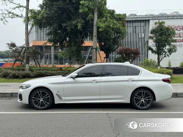 BMW 5 series id 4299472 из Китая 9