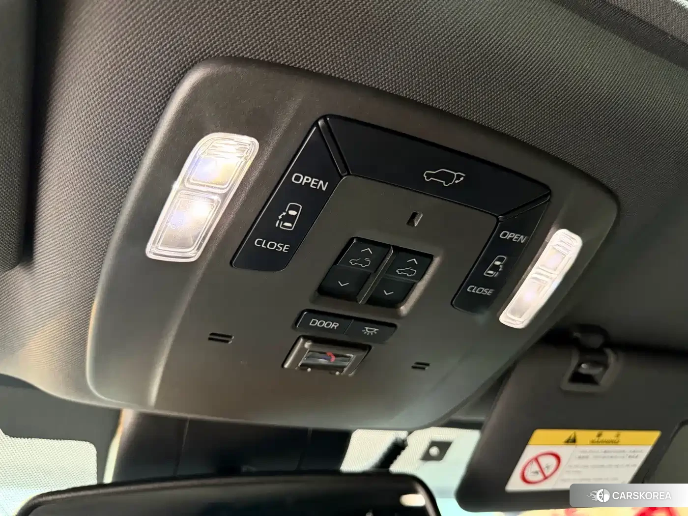 Toyota Sienna 2023 Черный из Китая, фото 4