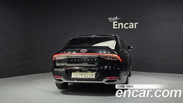 Hyundai The New Grandeur IG id 2690159 из Кореи 14