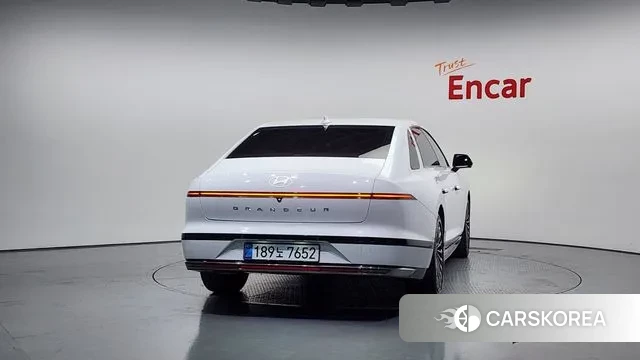 Hyundai Grandeur (GN7) id 3419970 из Кореи 14