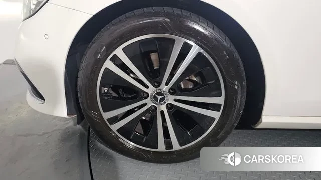 Mercedes-Benz E-Class W213 id 3691741 из Кореи 14