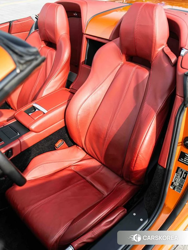 Aston Martin Vantage id 4211053 из Китая 15