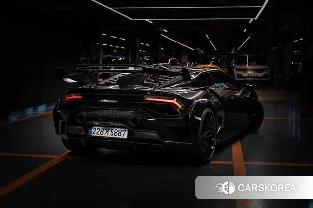 Lamborghini Huracan 2023 Черный из Кореи, фото 4