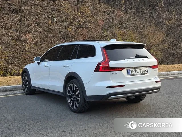 Volvo V60 Cross-Country 2nd Generation id 3410976 из Кореи 14