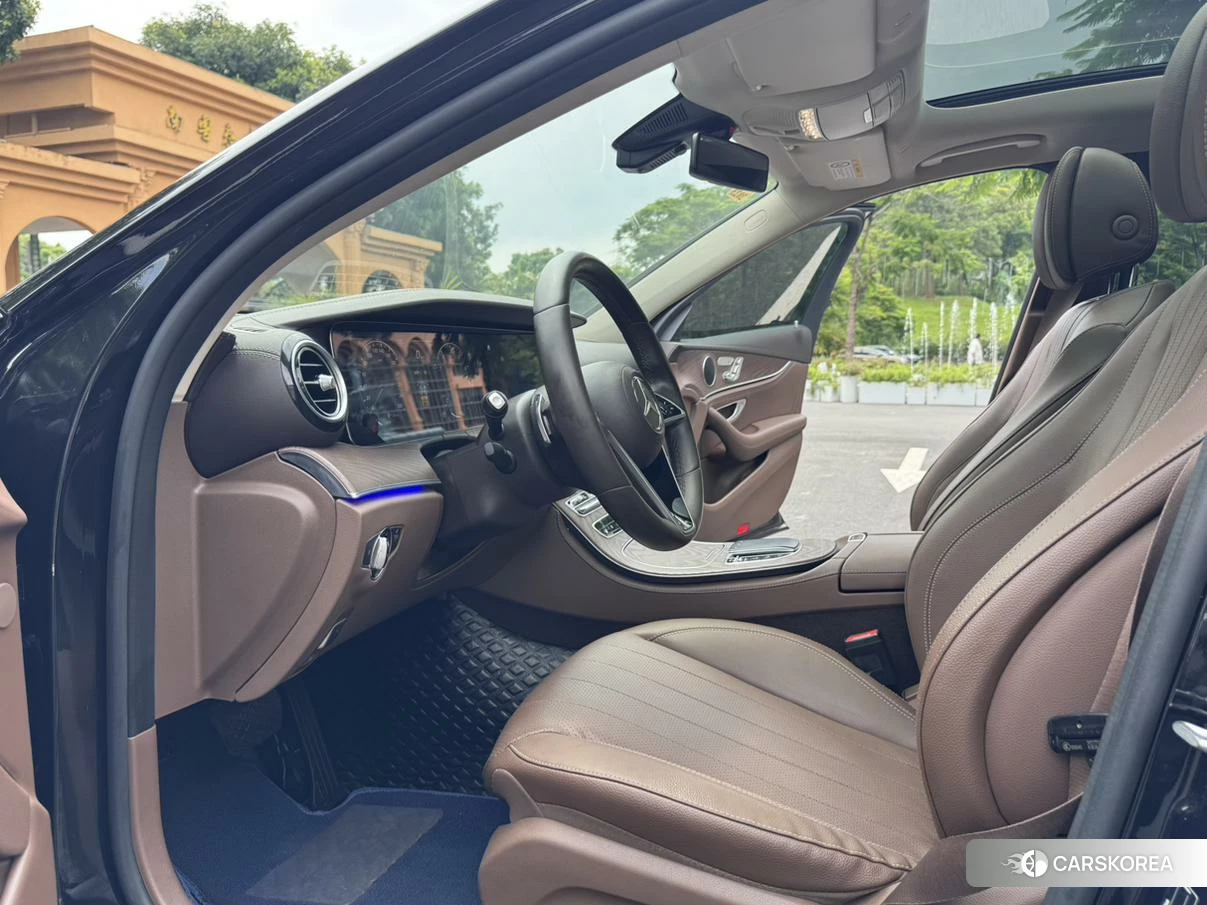 Mercedes-Benz E-Class 2021 Черный из Китая, фото 5
