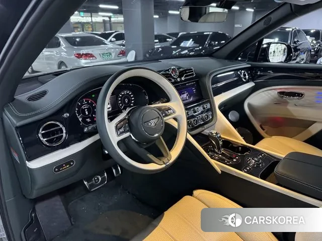 Bentley Bentayga id 3776096 из Кореи 13