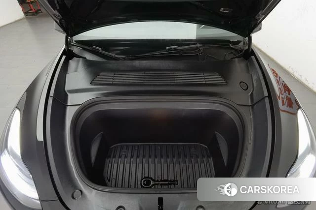 Tesla Model Y id 4210428 из Китая 18