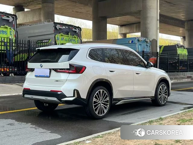BMW X1 id 3901886 из Китая 4