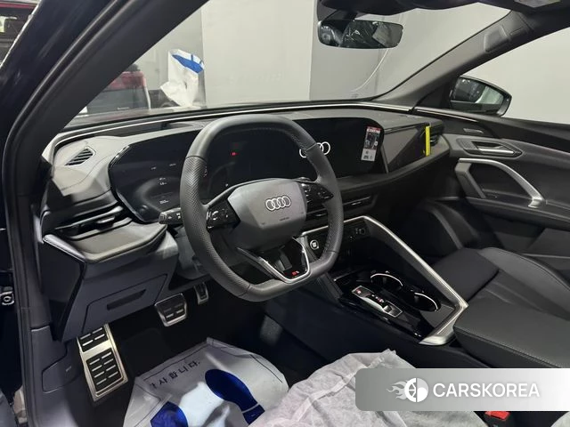 Audi Q5 (80A) 2025 Черный из Кореи, фото 6