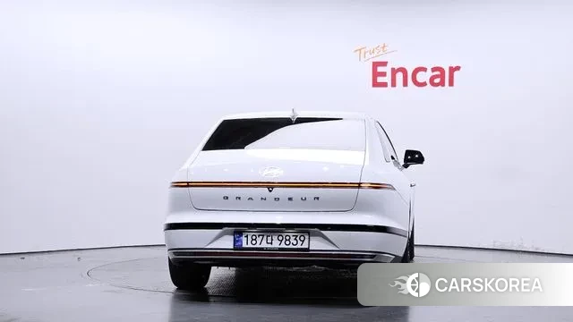 Hyundai Grandeur (GN7) id 3437041 из Кореи 14