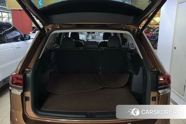 Volkswagen Tourang id 4277875 из Китая 11