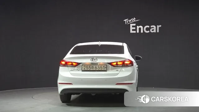 Hyundai Avante AD id 3742964 из Кореи 14