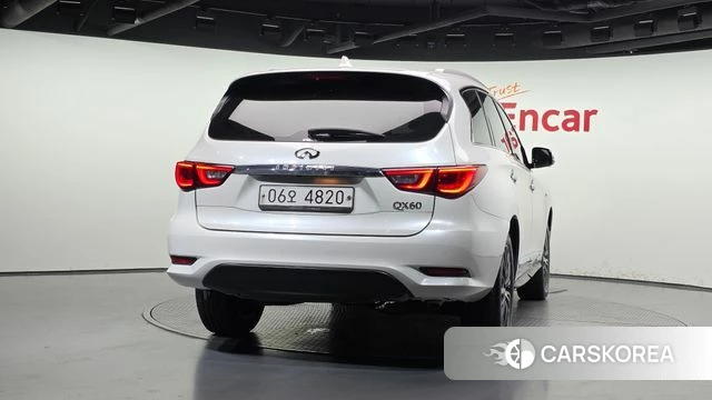 Infiniti QX60 id 4667742 из Кореи 27
