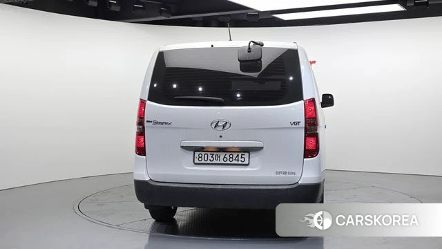 Hyundai The New Grand Starex id 4203134 из Кореи 14