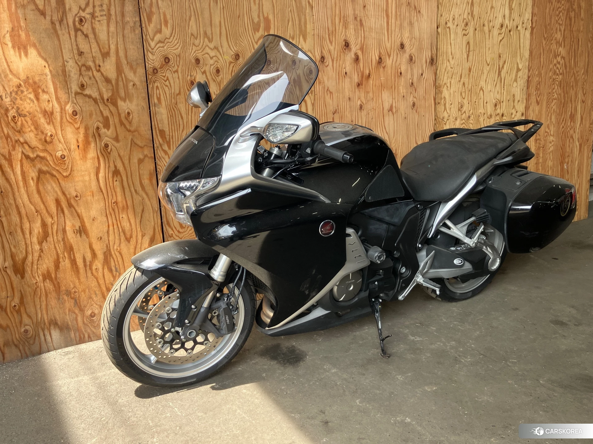 Проданный Honda VFR1200F DCT 2015 из Японии, фото 5