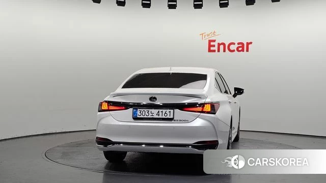 Lexus ES300h 7th generation id 4279469 из Кореи 14
