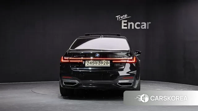 BMW 7 Series (G11) id 3023801 из Кореи 14