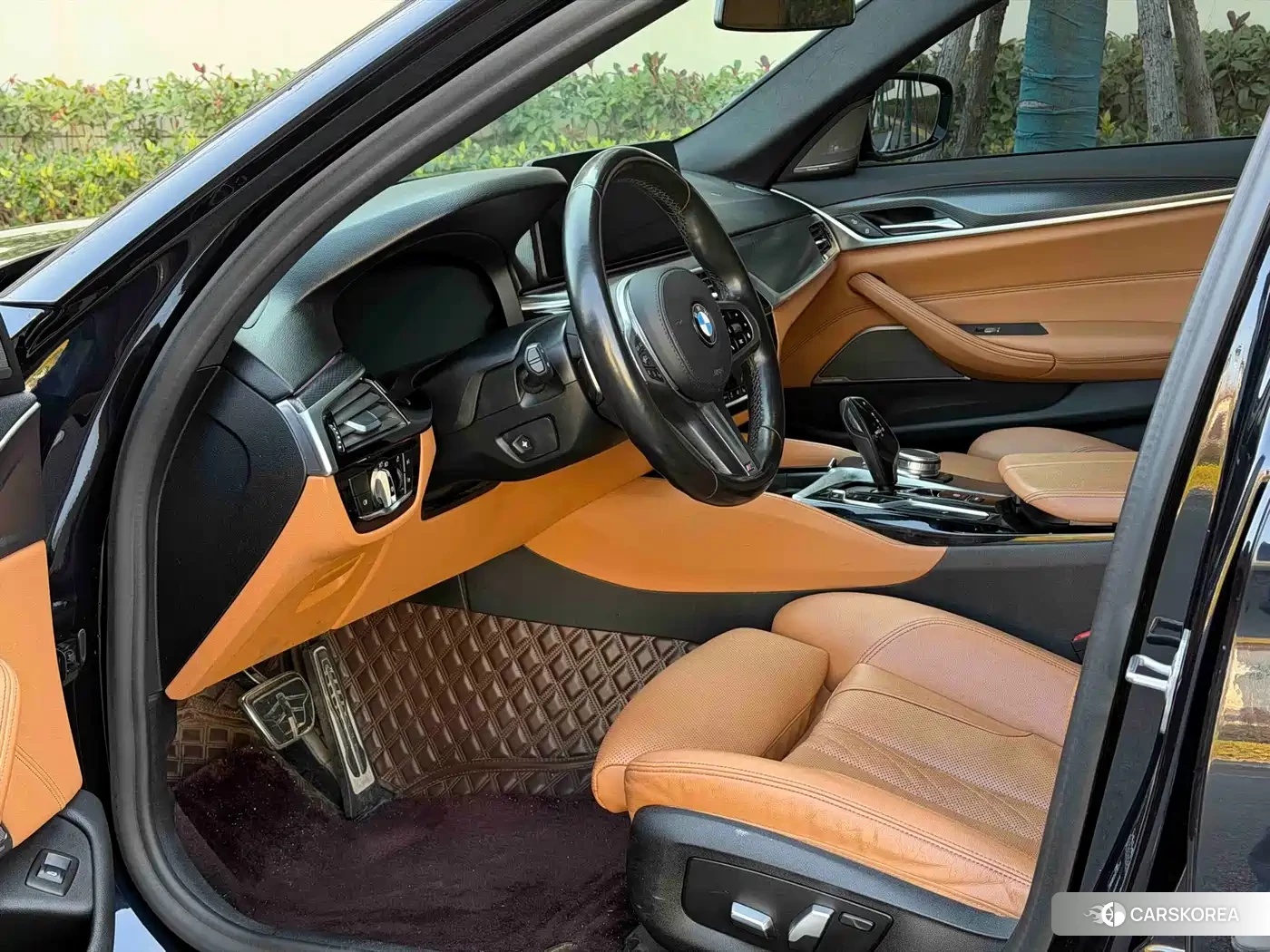 BMW 5 series 2021 Черный из Китая, фото 4
