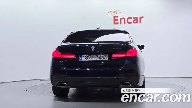 BMW 5 Series (G30) id 2920415 из Кореи 14