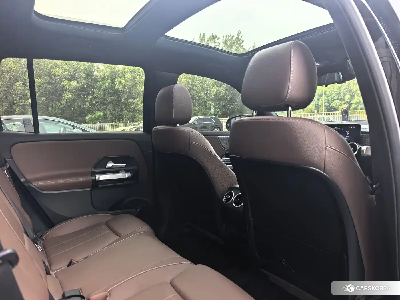 Mercedes-Benz GLB 2024 Черный из Китая, фото 4