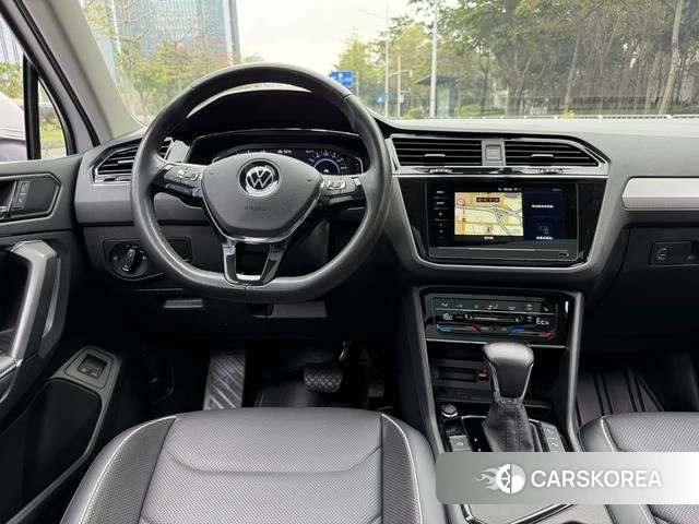 Volkswagen Tiguan L PHEV id 4277240 из Китая 15