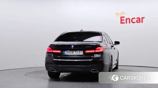 BMW 5 Series (G30) id 4315932 из Кореи 26