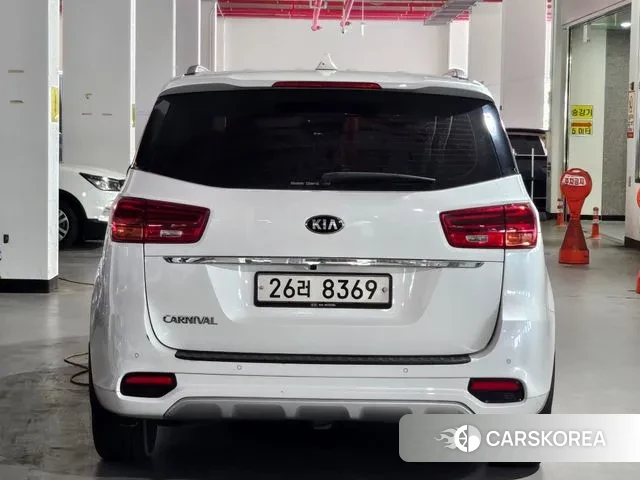 Kia The New Carnival id 2961777 из Кореи 7