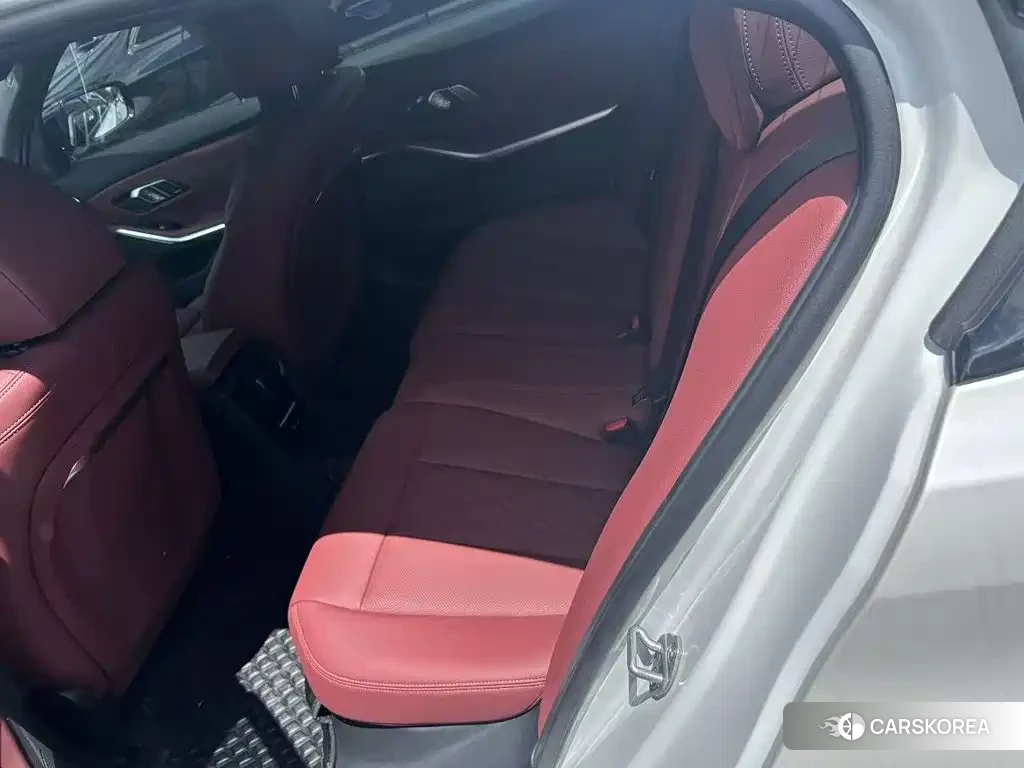 BMW 3 series 2026 Белый из Китая, фото 4