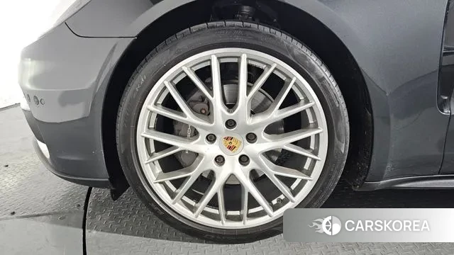 Porsche Panamera (971) id 3651939 из Кореи 14