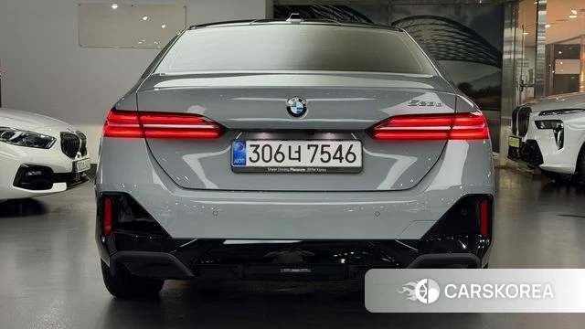 BMW 5 Series (G60) id 4589851 из Кореи 12