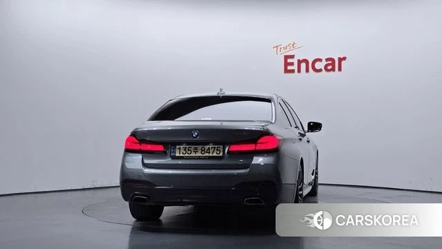 BMW 5 Series (G30) id 4682443 из Кореи 14