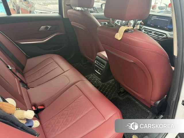 BMW 3 series 2023 Белый из Китая, фото 5