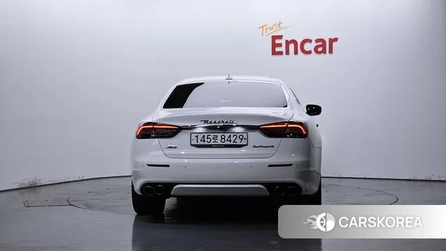 Maserati Quattroporte id 3373267 из Кореи 14