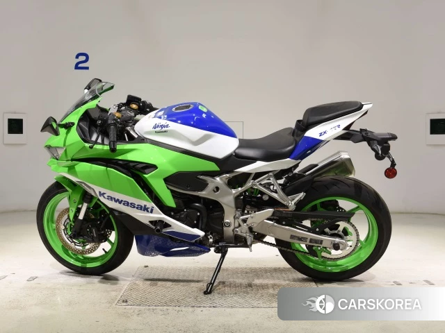 Проданный Kawasaki ZX-4RR 2024 из Японии