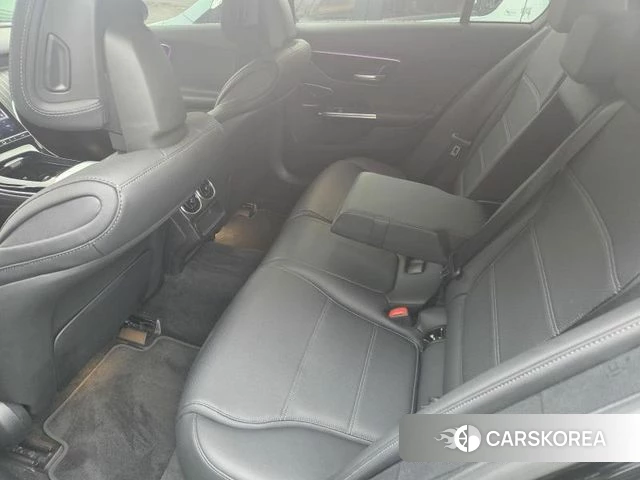 Mercedes-Benz C-Class W206 2024 Черный из Кореи, фото 4