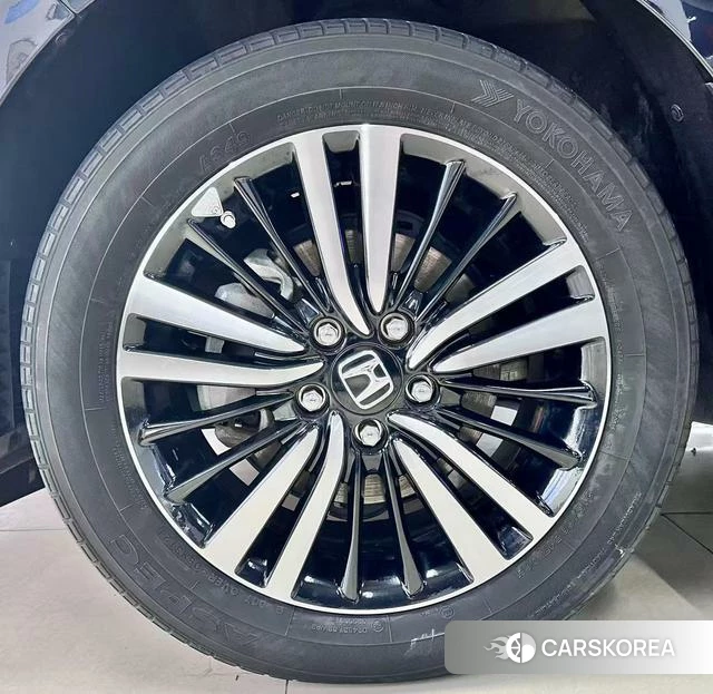 Honda Odyssey id 4209120 из Китая 22