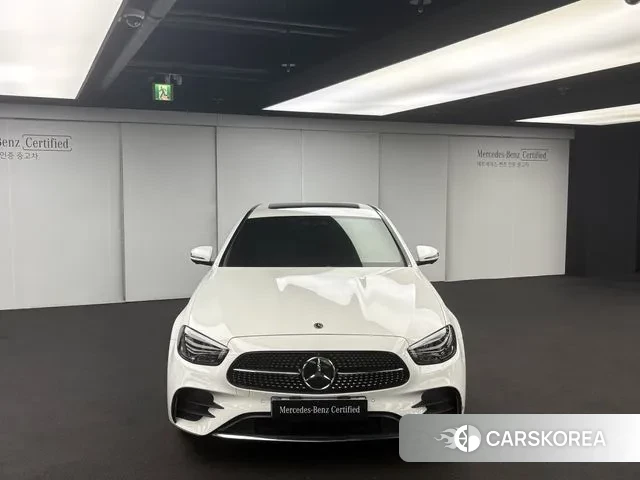 Mercedes-Benz E-Class W213 2023 Белый из Кореи, фото 4